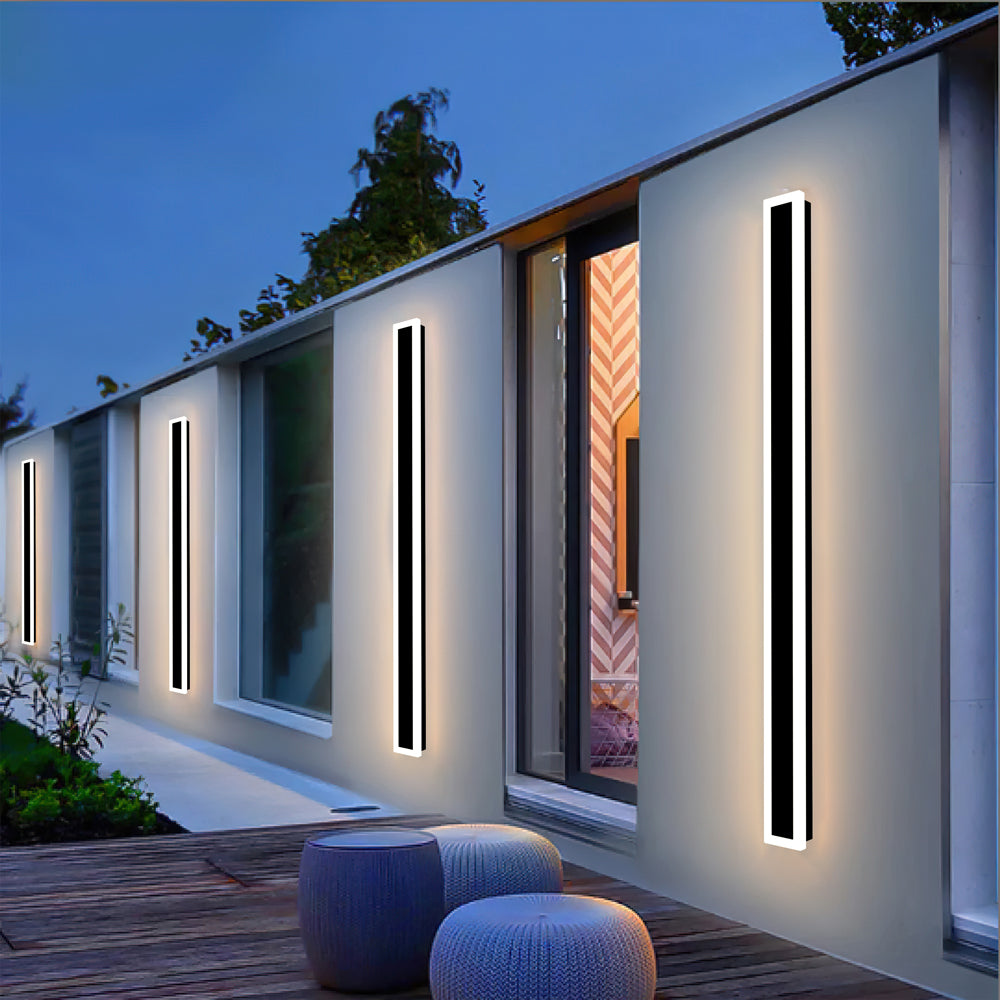 Minimalist Vertical Lamp